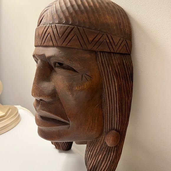 Vintage Hand Carved Wood Native American Indian Head Wall sculpture - Picture 12 of 12